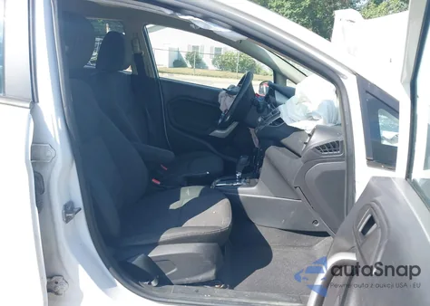 2013 Ford Fiesta Se z USA, uszkodzony, nr VIN 3FADP4EJ6DM131996